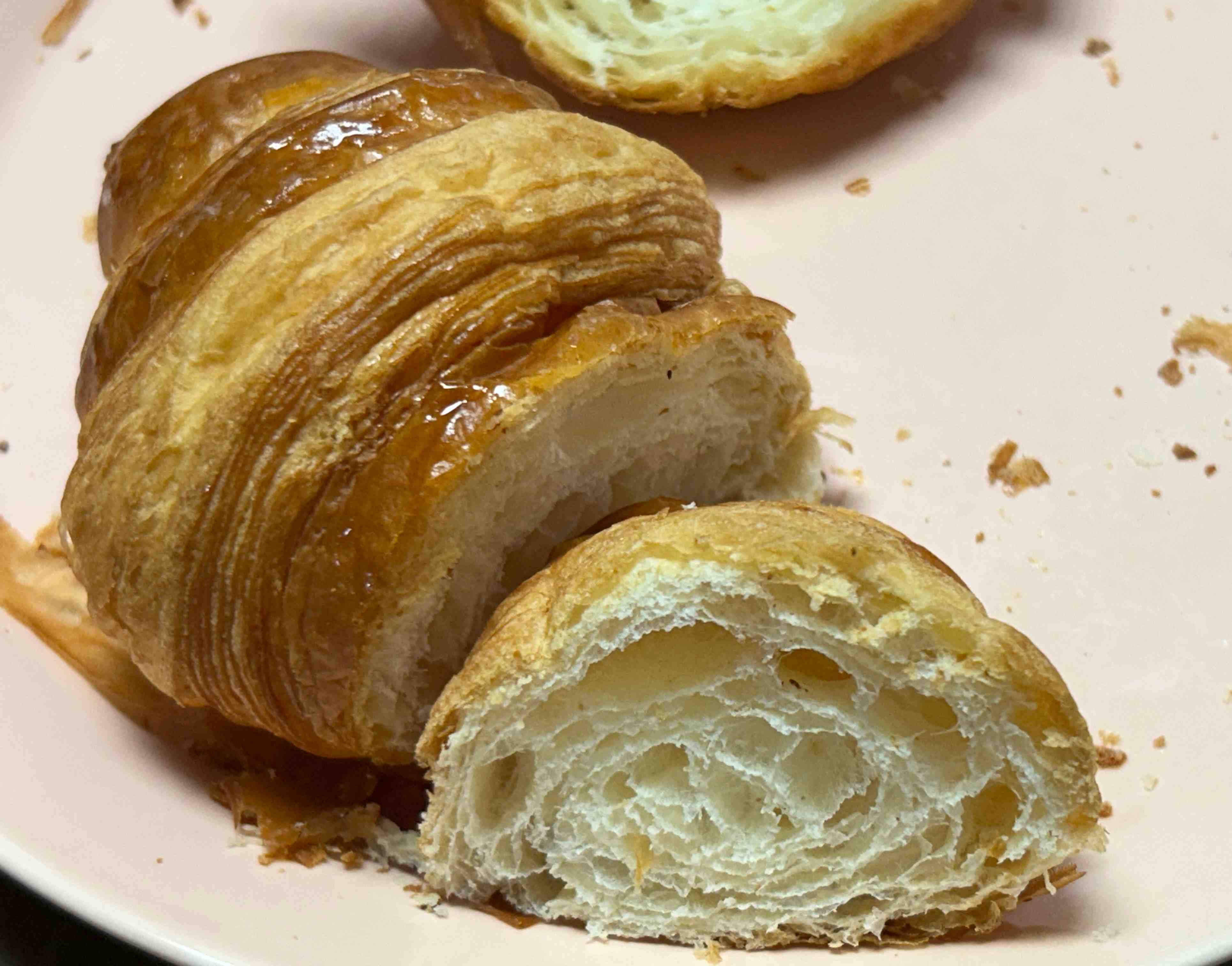 라미 크루아상 단면