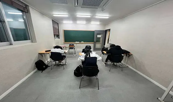 더클래스 수학 영어 학원 율하점