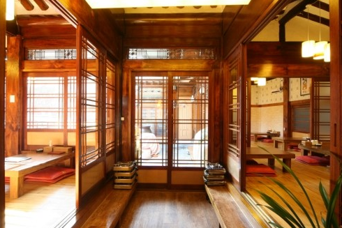 생방송 투데이 서울 종로 두부보쌈 한상