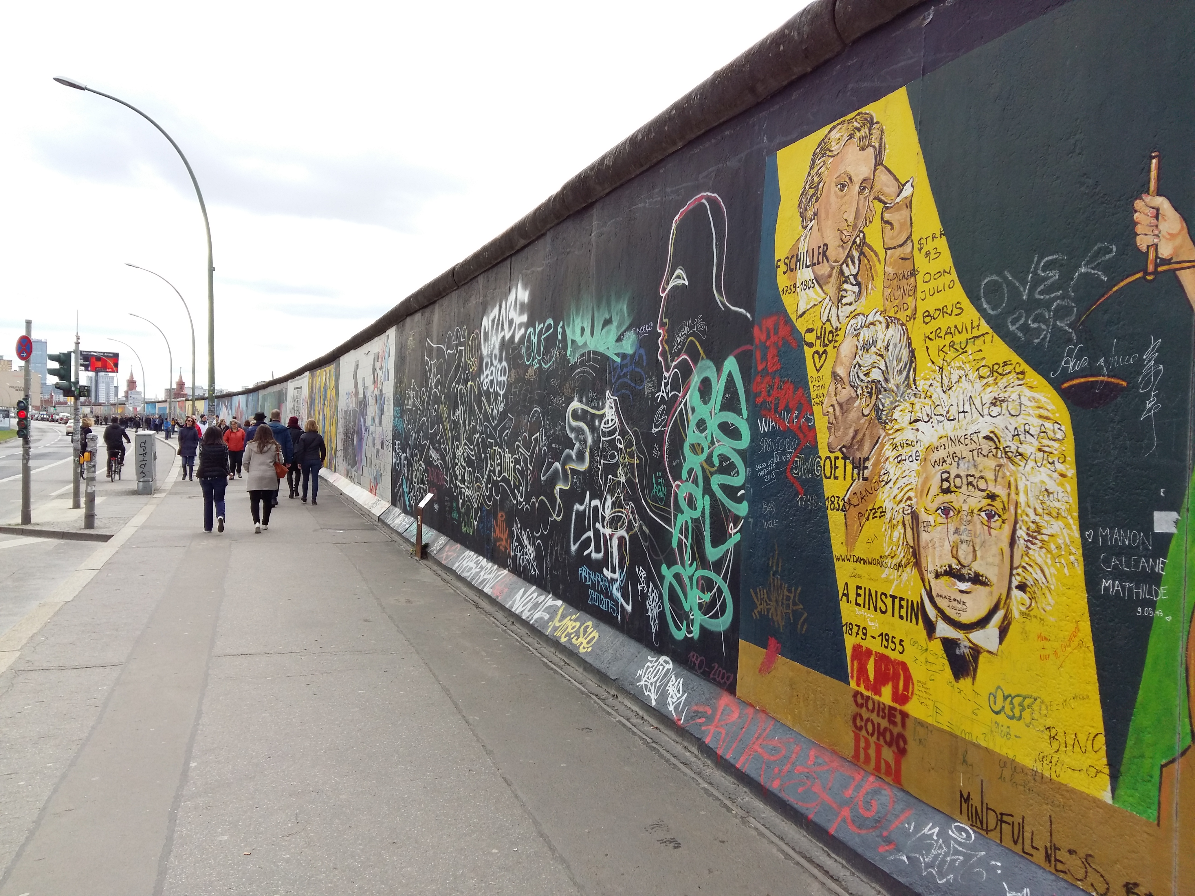 독일 베를린 장벽과 이스트 사이드 갤러리의 또 다른 면