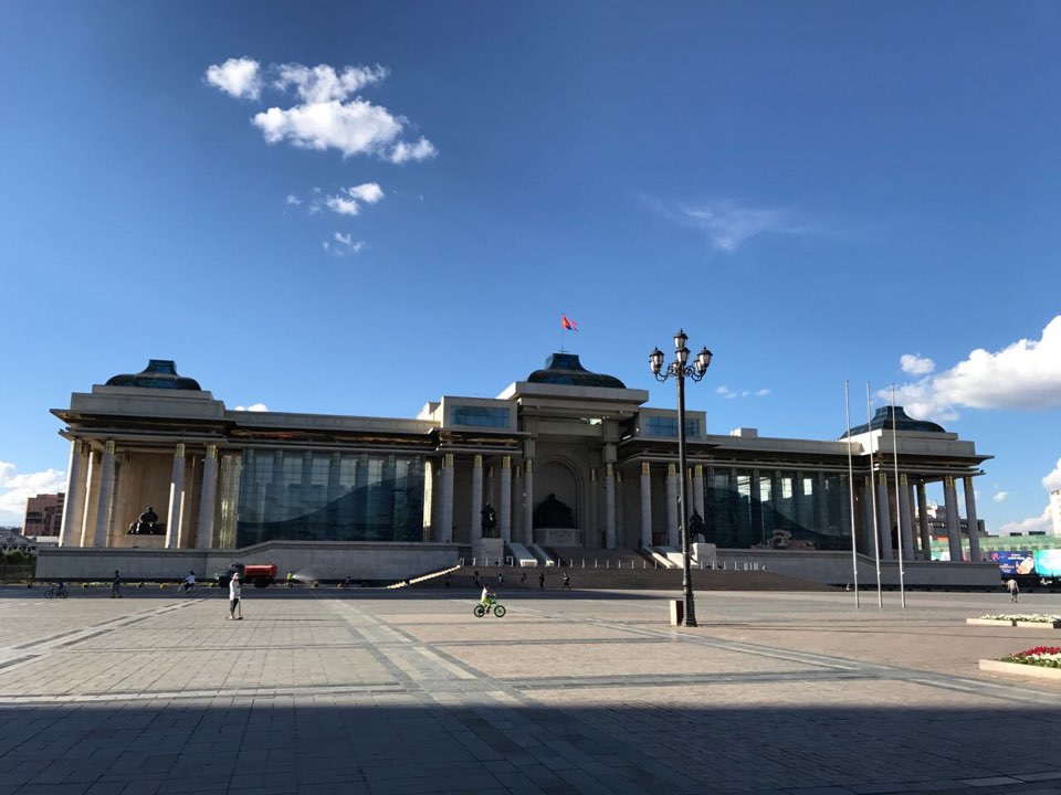 수흐바타르 광장 사진