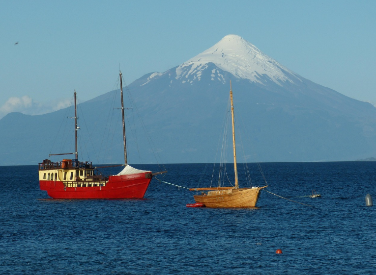 오소르노 화산의 전경