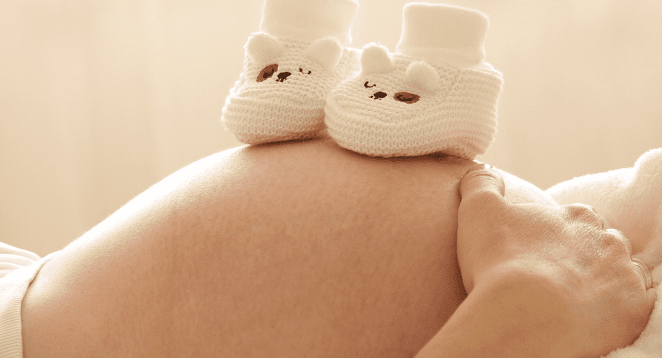 임산부와 아이 사진 - 2