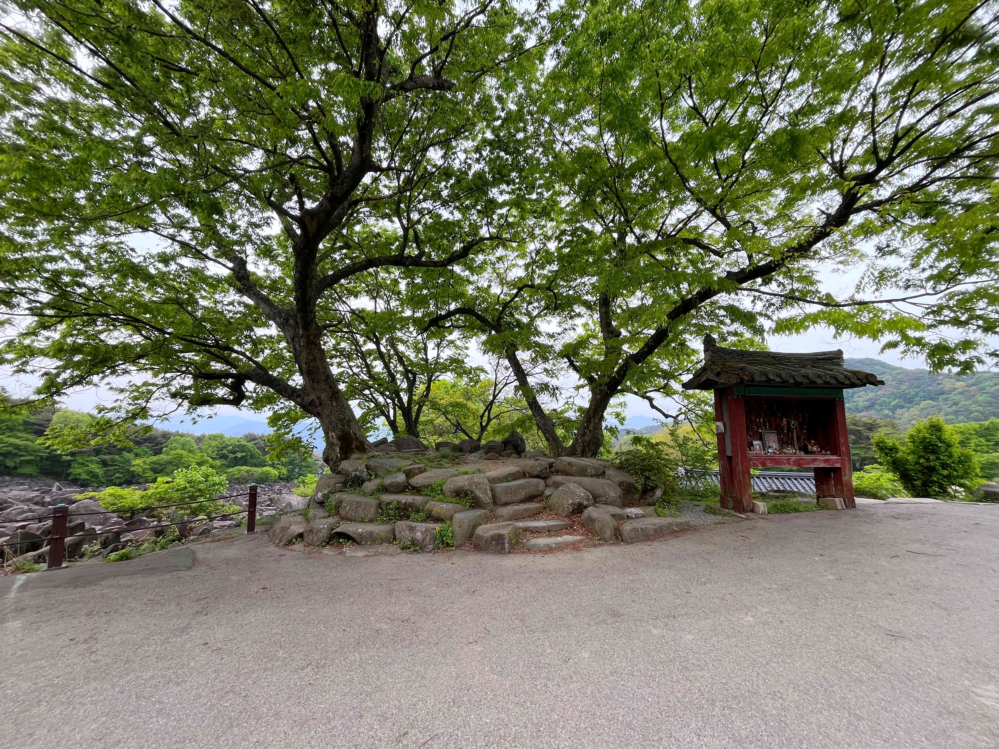 밀양 만어사