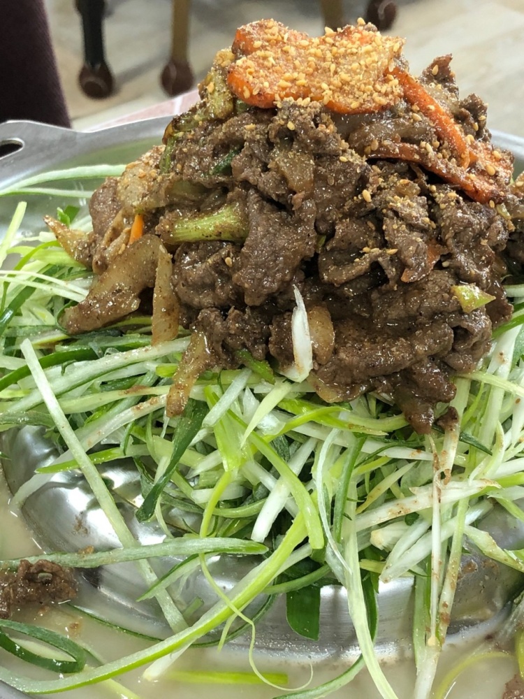 식객 허영만 백반기행 166회 이원종 편 사골 육수에 불향 가득 불고기 살짝 적셔 파와 함께 먹는 강한 블밋 한우 파불고기 충남 부여 맛집 소개