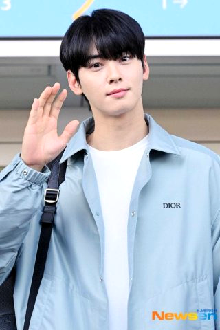 차은우 근황 포착 &amp;#124; 130억 세금 완납