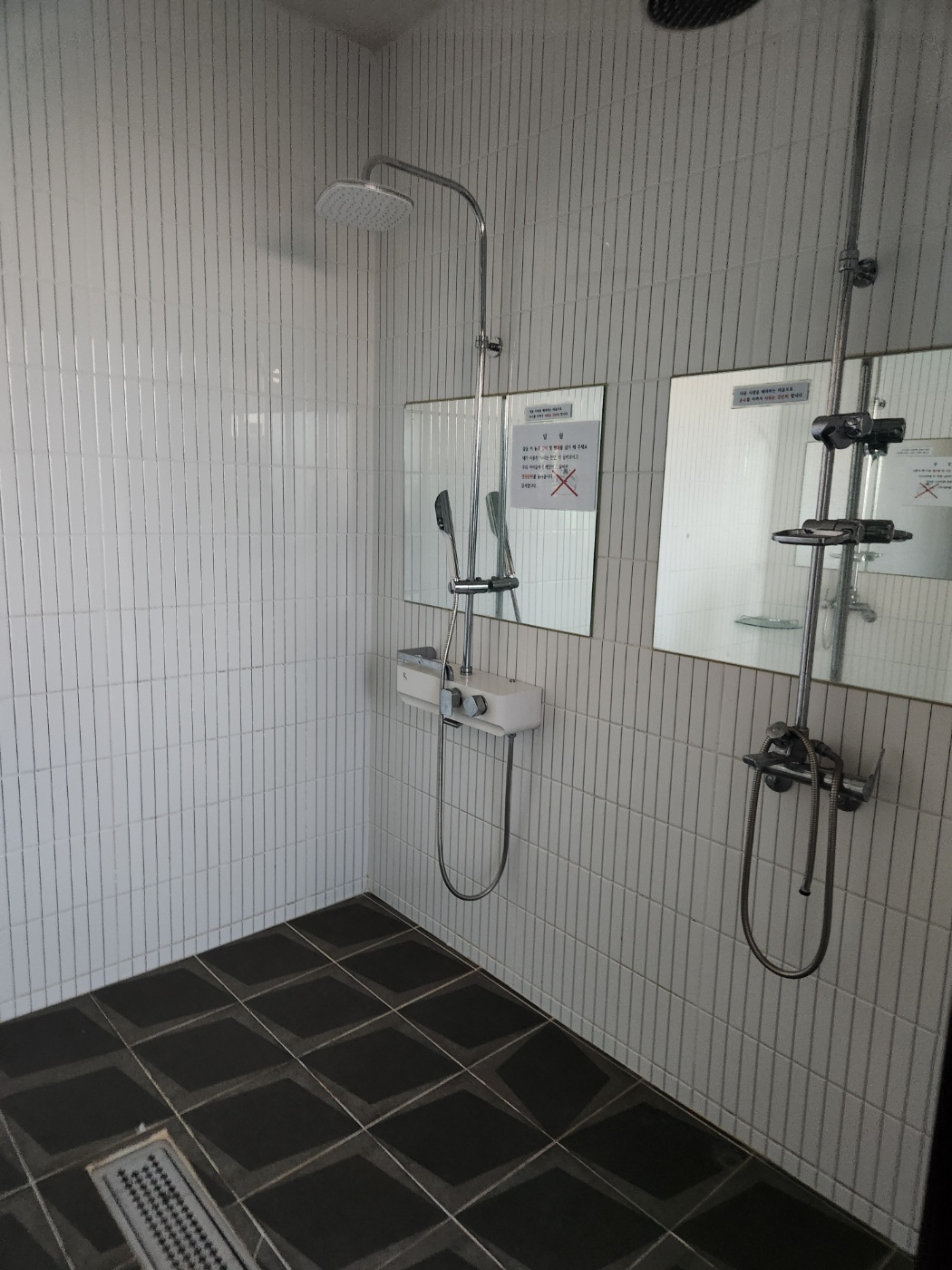 시간과 바깥 캠핑장