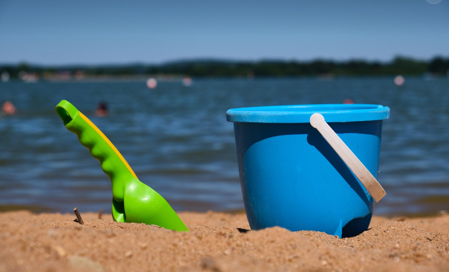 여름 바다 모래사장 사진