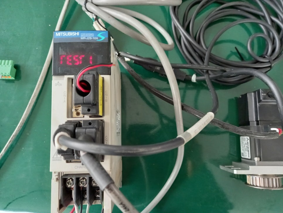 미쓰비시(MITSUBISHI) 서보드라이버 MR-J2S-10A 알람 발생 수리 완료