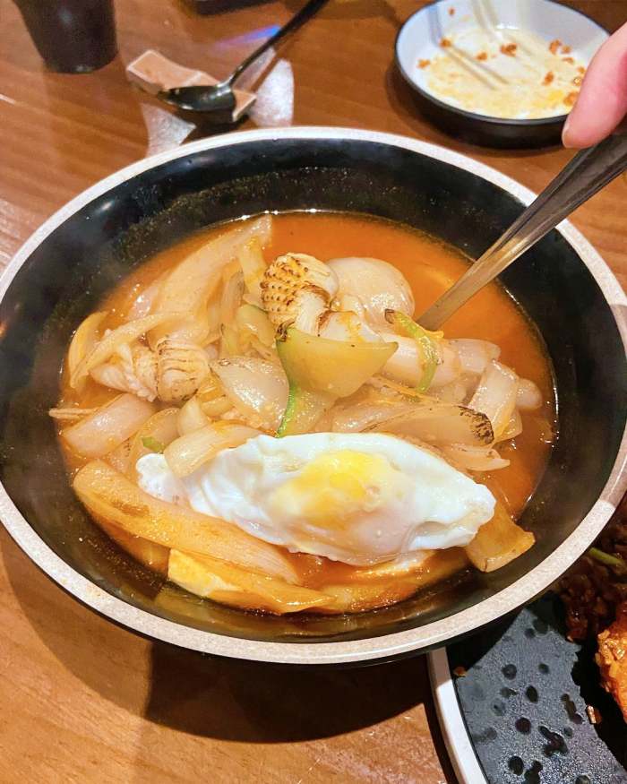 용리단길 삼각지 식당 일품 중식 한 상 중화국밥 롤멘보샤 향라가지 맛있으면 0칼로리 맛집 추천