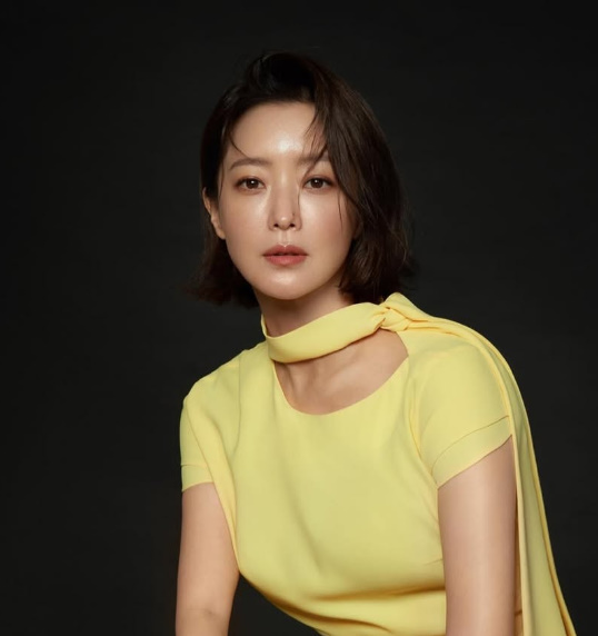 배우 김희선 키 나이 혈액형 소속사 영화 드라마 MBTI