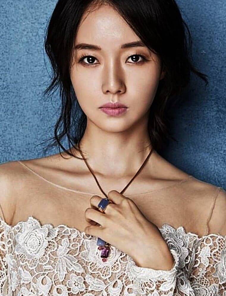 가수-겸-배우-이정현