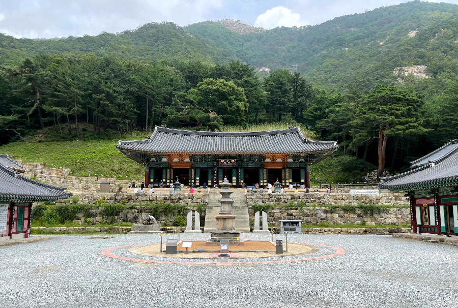 무릉계곡 삼화사 경내