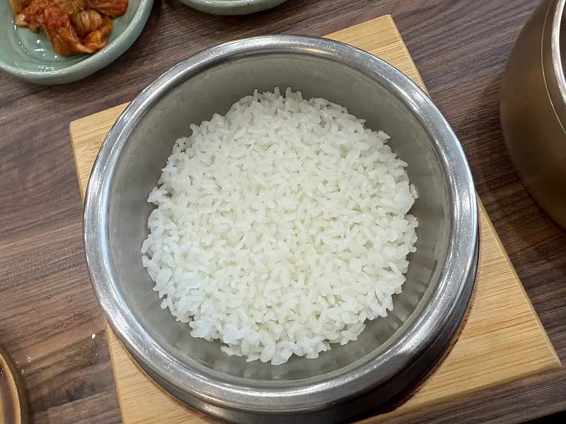 찰솥밥