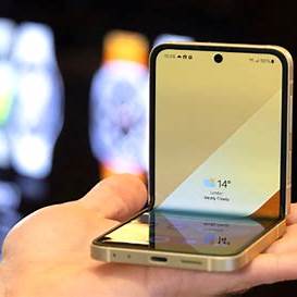 갤럭시 플립7(Galaxy Z Flip7)