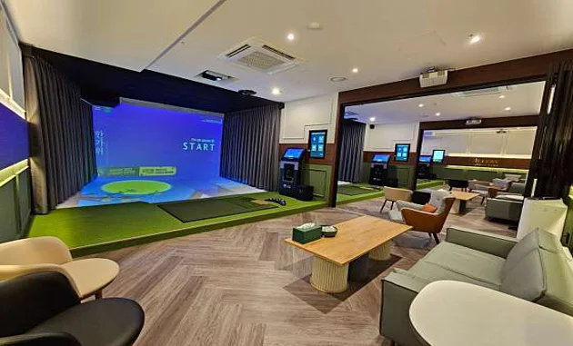 골프존파크 목동 갤러리