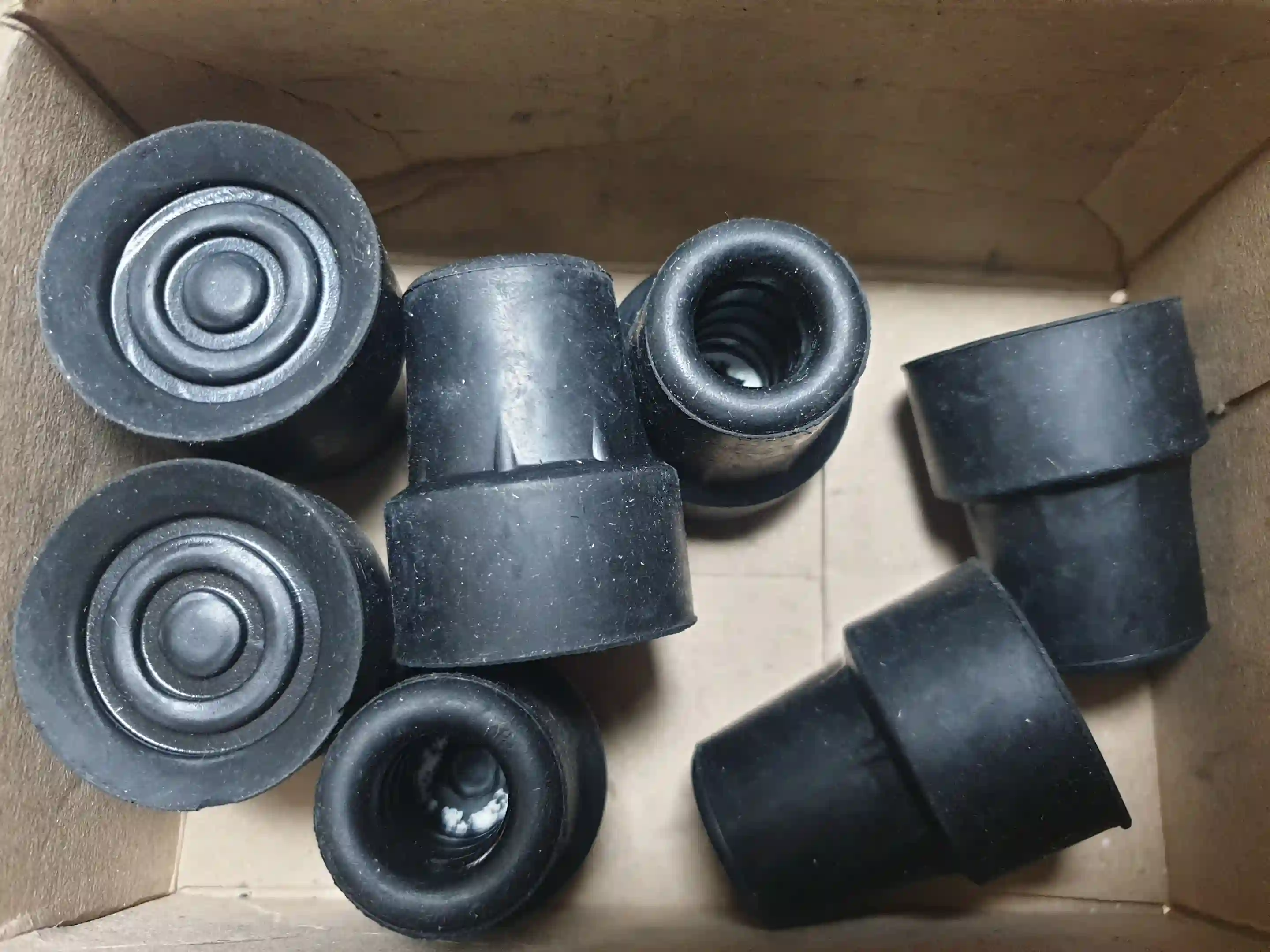 배송된 지팡이 고무 팁