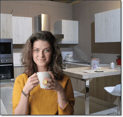 장마차 마시는 여성