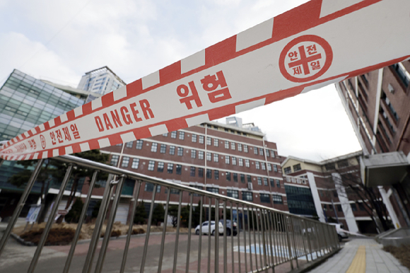 경기 성남시 분당구 금곡동에 있는 청솔중학교가 학생 수가 부족해 폐교 수순을 밟고 있다. 사진은 폐교 예정인 서울 시내 한 고등학교 모습. 2024.02.02. [사진=뉴시스]