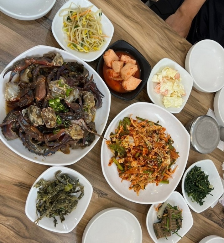 백반기행-꽃게탕-서해꽃게전문