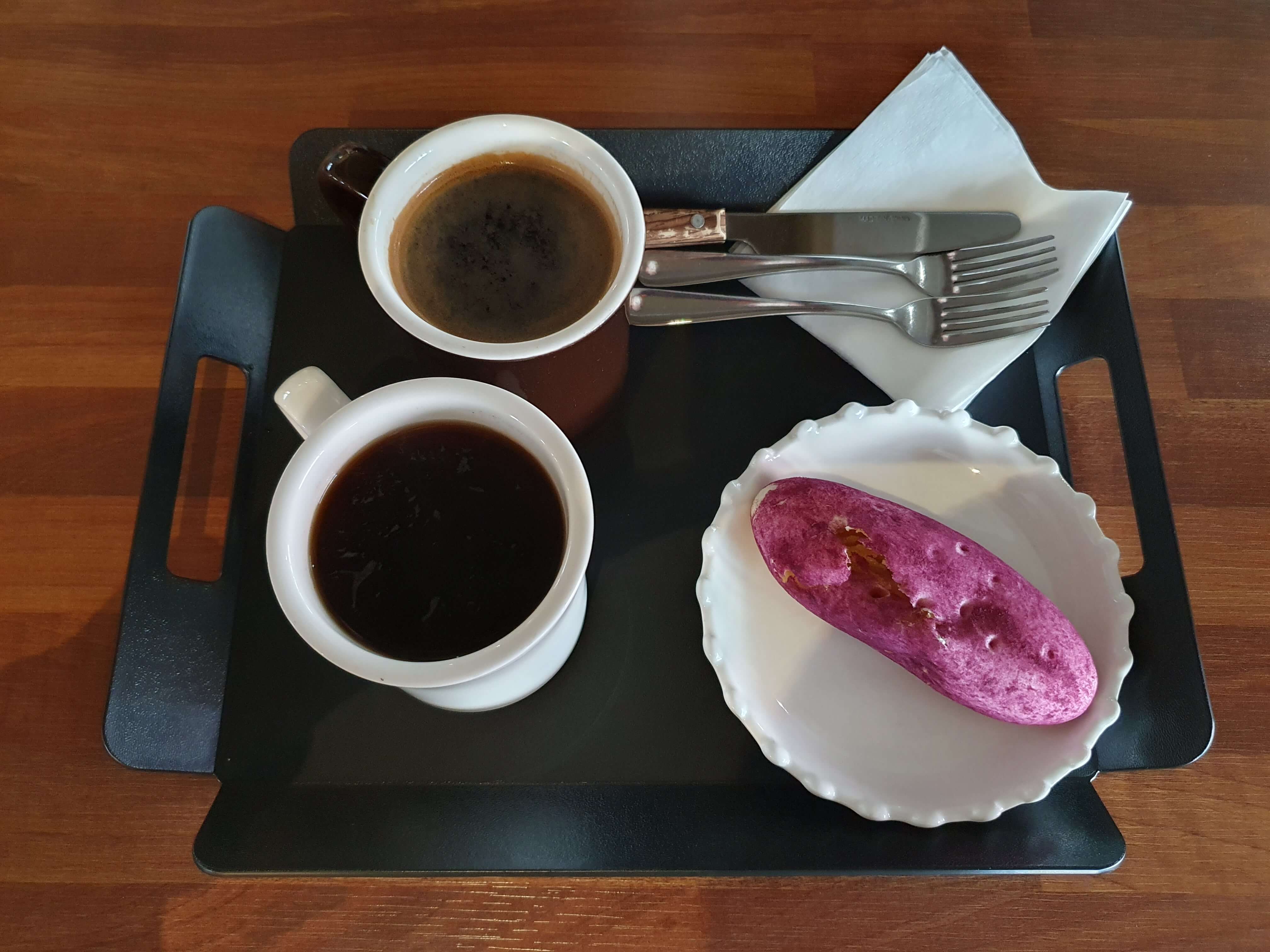 대연동 까페 추천 메그네이트-주문 메뉴(아메리카노 다크-5,000원, 마일드-5,000원, 자색고구마빵-4,500원)