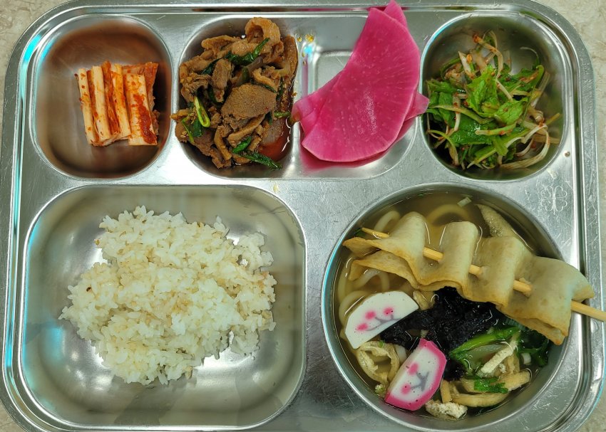 급식대가의 실제 급식 사진