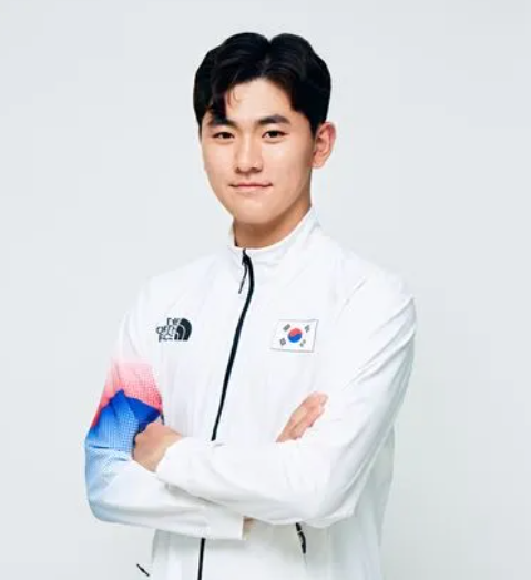 남자 양궁 선수