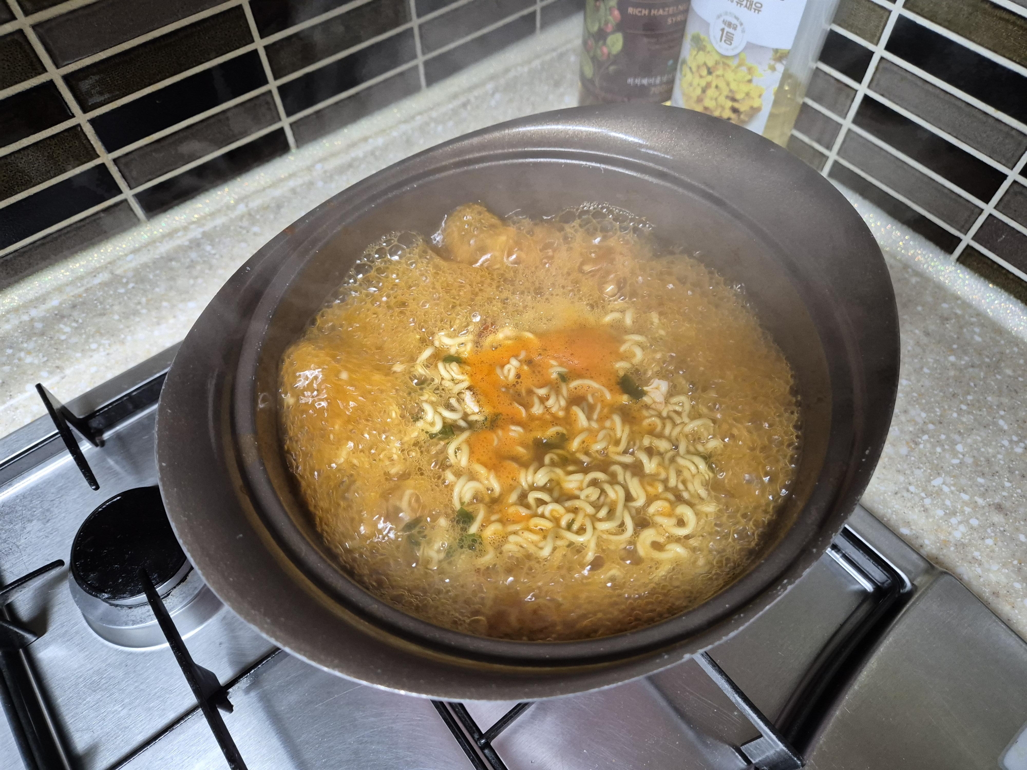 삼양 맵탱 보글보글 끓는중