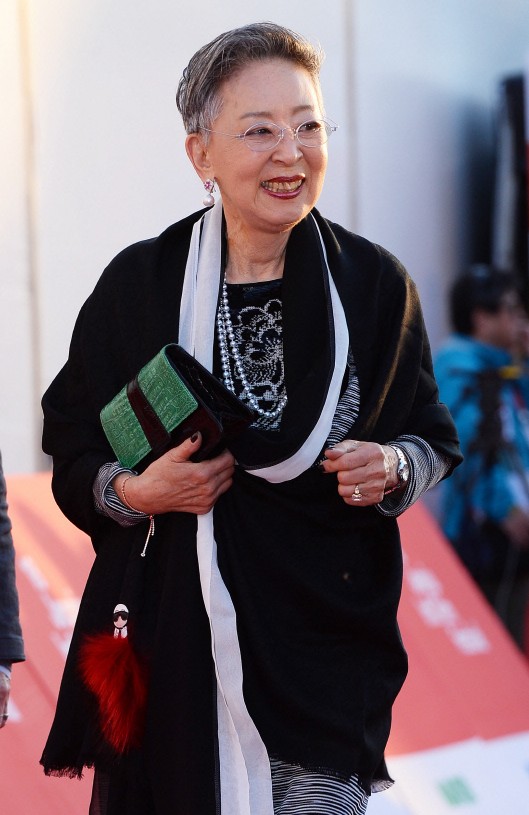 배우-김지미
