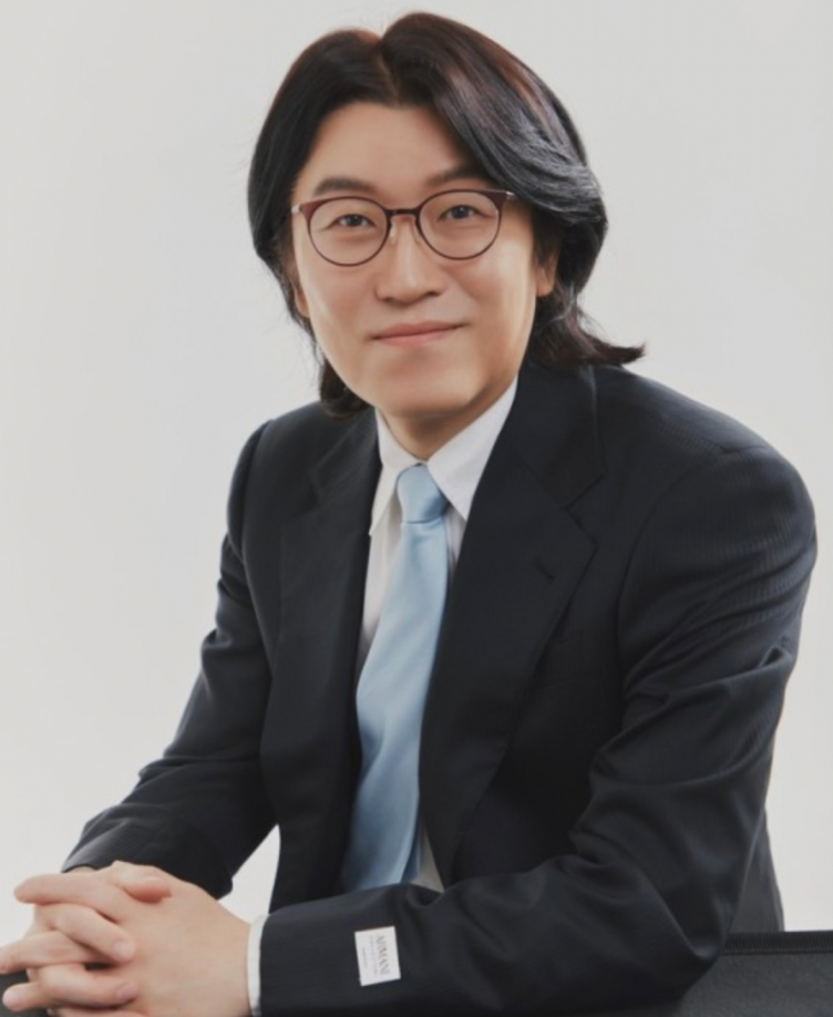 홍성우 꽈추형