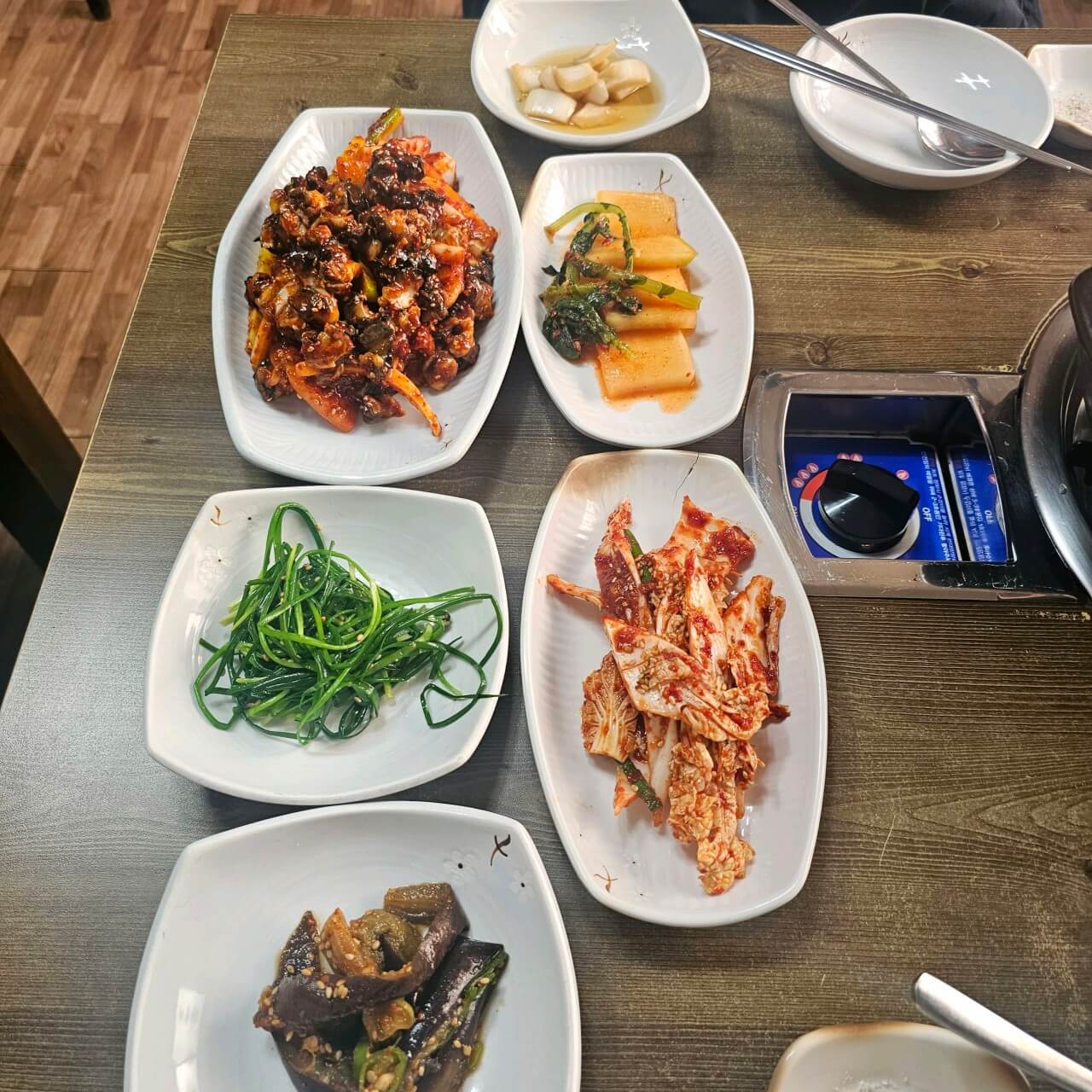 생생정보 2317회 오늘 또 방문 스타 밥집 가수 강진 추천 맛집 서울 사당동 참오리전문점 한방오리백숙과 오리낙지주물럭