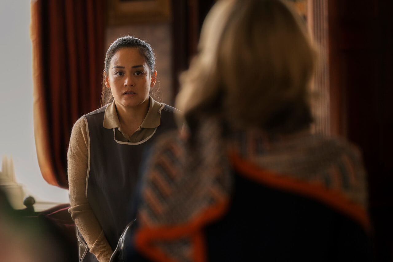 레이징 그레이스 줄거리