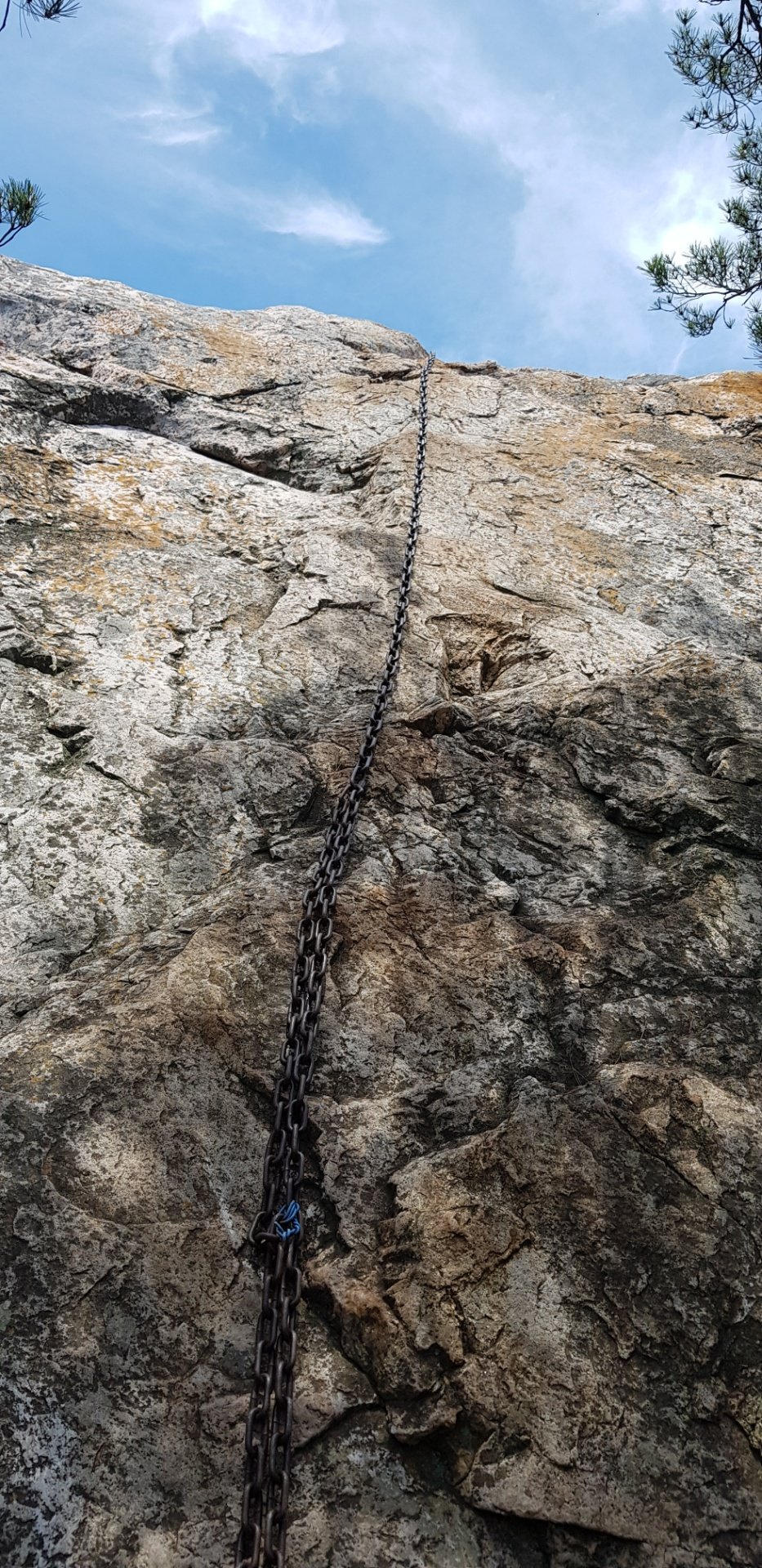 경북 청도 호거산 쇠사슬 로프