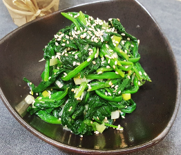 시금치나물 맛있게 무치는법