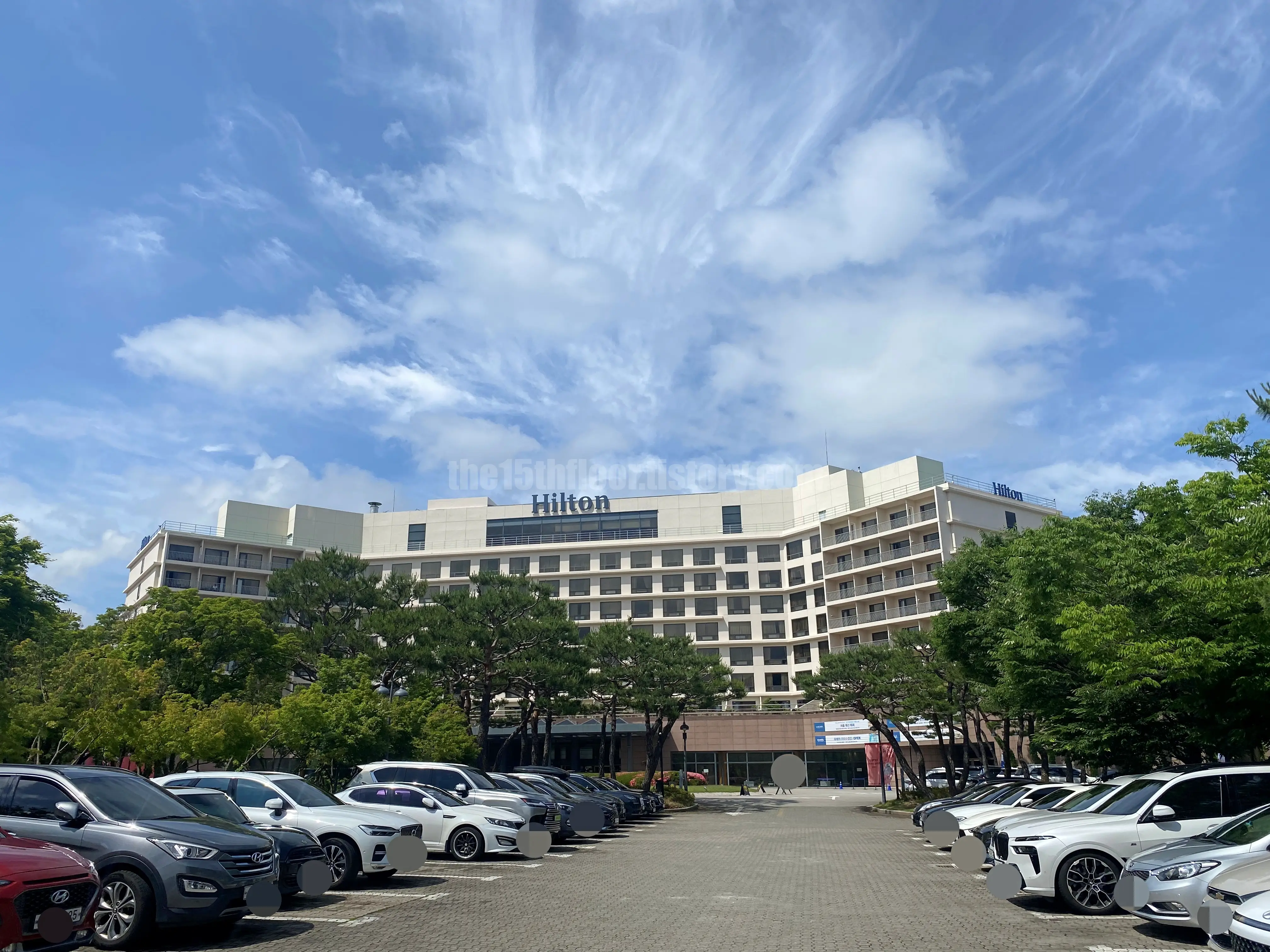 주차 정보 / 힐튼 경주 조경과 포토존