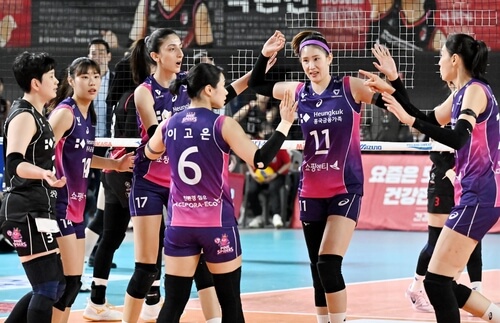 정관장의 투혼과 메가의 40점&hellip;뜨거운 3차전, 끝나지 않은 라스트댄스