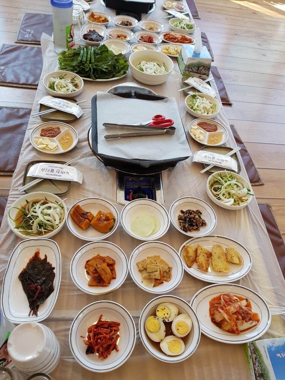 6시내고향 문경맛집 황토성 약돌돼지 족살째개와 능이버섯전골 맛집