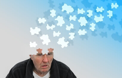 치매 증상의 노인 모습