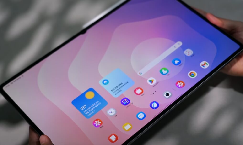 갤럭시탭 S11와 갤럭시북 크기 차이