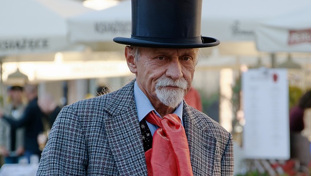 격식 있는 재킷을 입은 남성