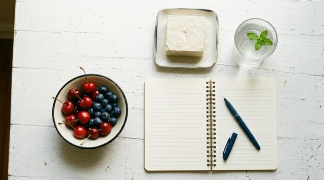 통풍 권장 식품 피해야 할 식품 비교