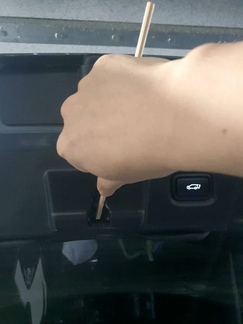 젓가락으로-실내등-끄기