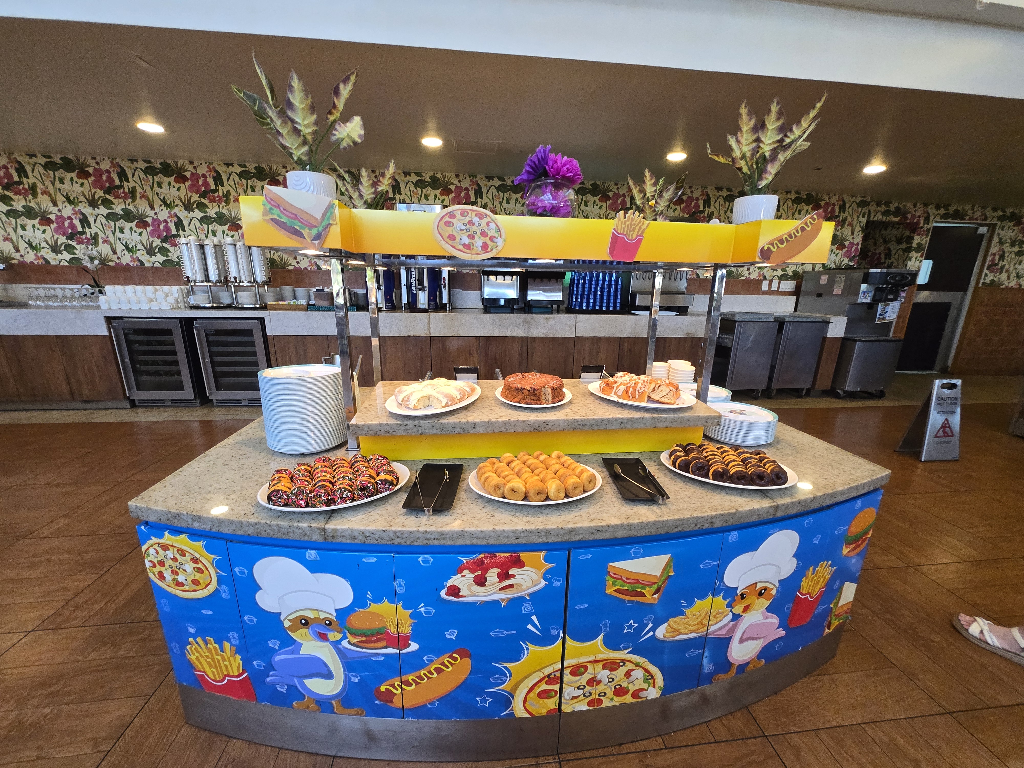 괌 PIC 리조트 스카이라이트 조식 도넛