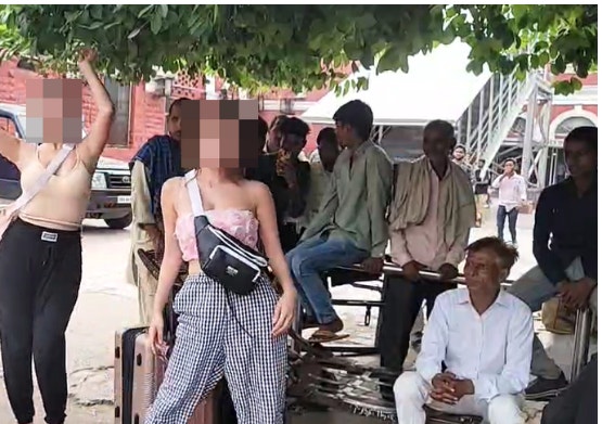 혼자 인도 여행한 여성들 관련 사진