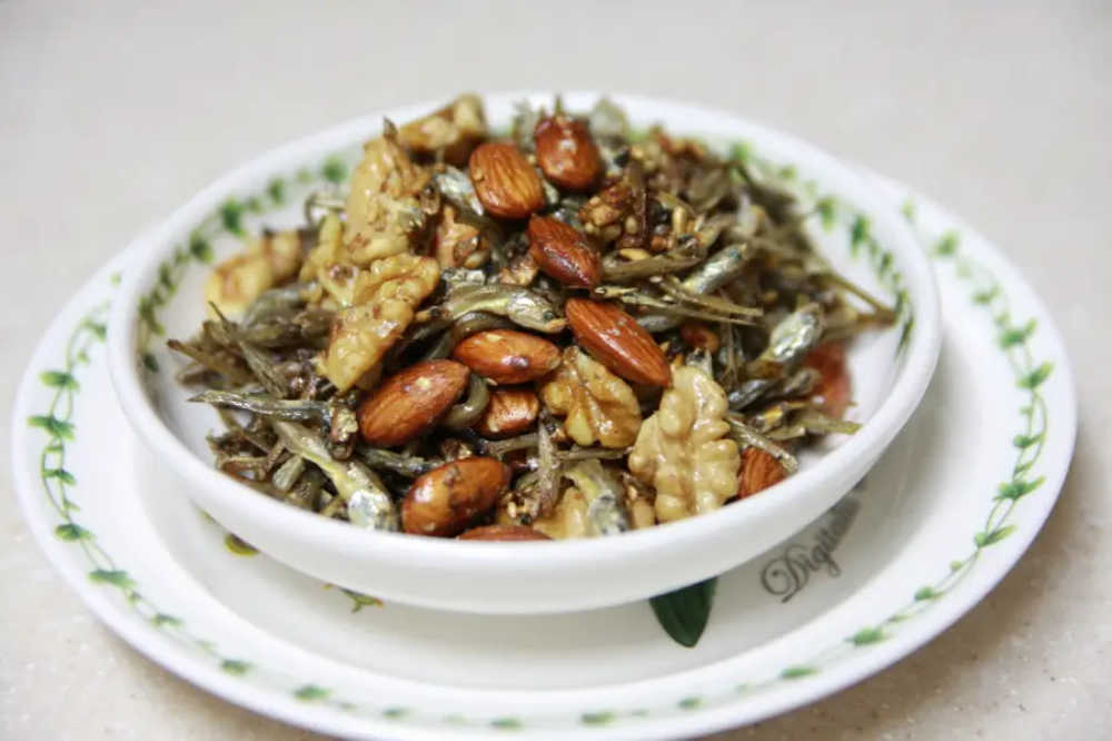 멸치볶음 완료 모습