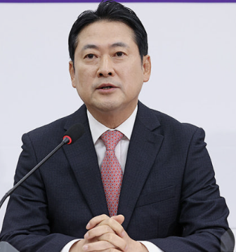 장동혁 국회의원 프로필 장동혁 아파트 4채 논란 지지율 부인 종교 한동훈 