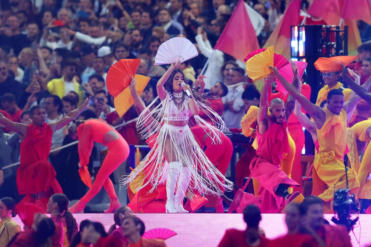 카밀라카베요 화보