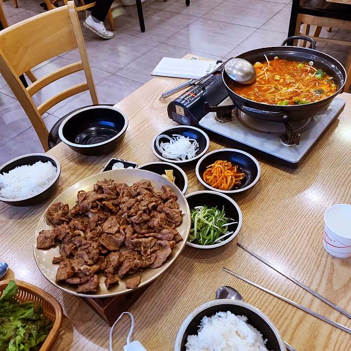 생방송오늘저녁 숯불고기 불백 김치찌개 백반 월 매출 1억 원 대박 난 1+1 가성비 혜자 메뉴 참숯 석쇠불고기 자가도정 쌀밥 화성 융건릉 맛집 추천