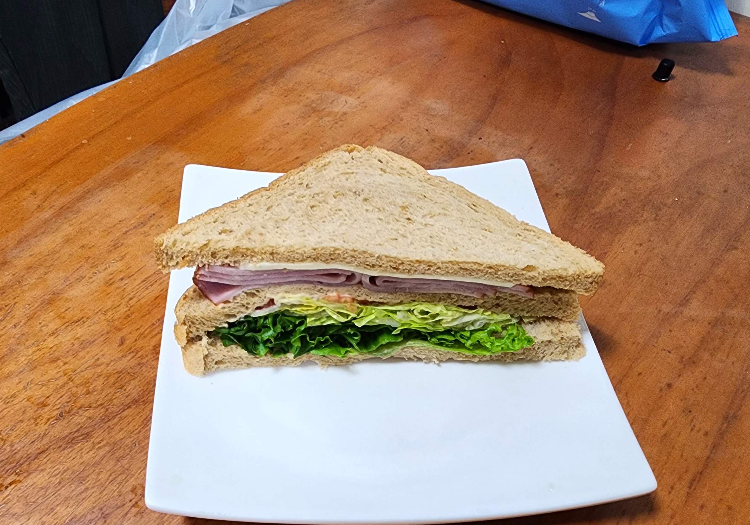 CU편의점_자이언트디럭스통밀햄