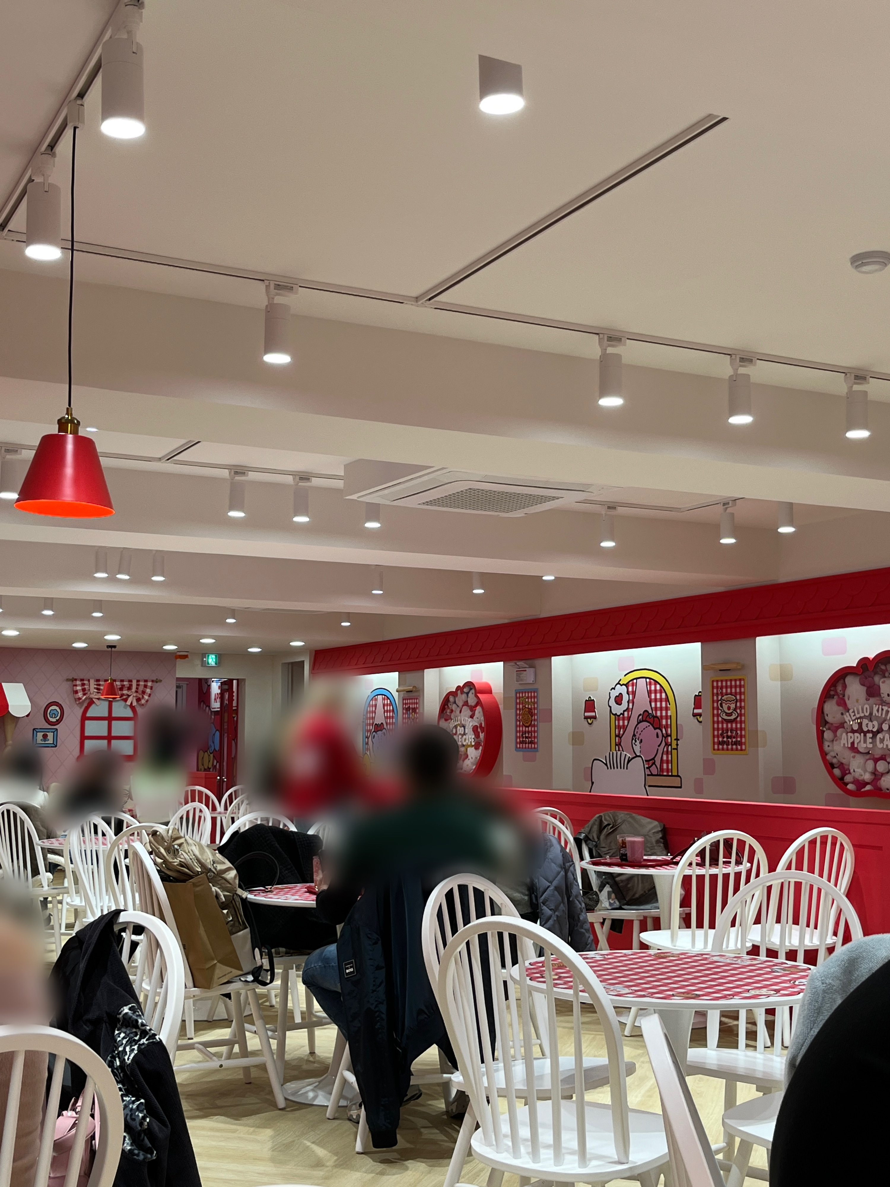 헬로키티 애플카페